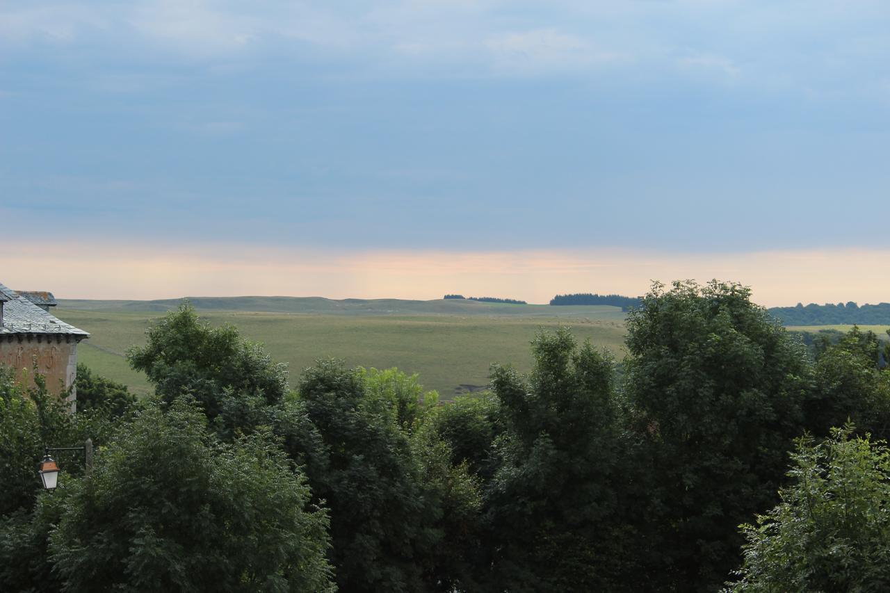 La Colonie Bed & Breakfast Aubrac Exterior photo